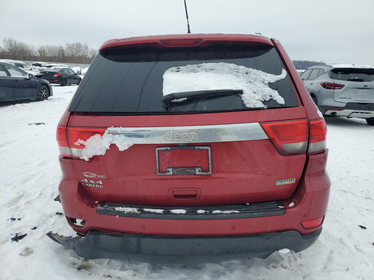 2011 Jeep Grand Cherokee - Image 6
