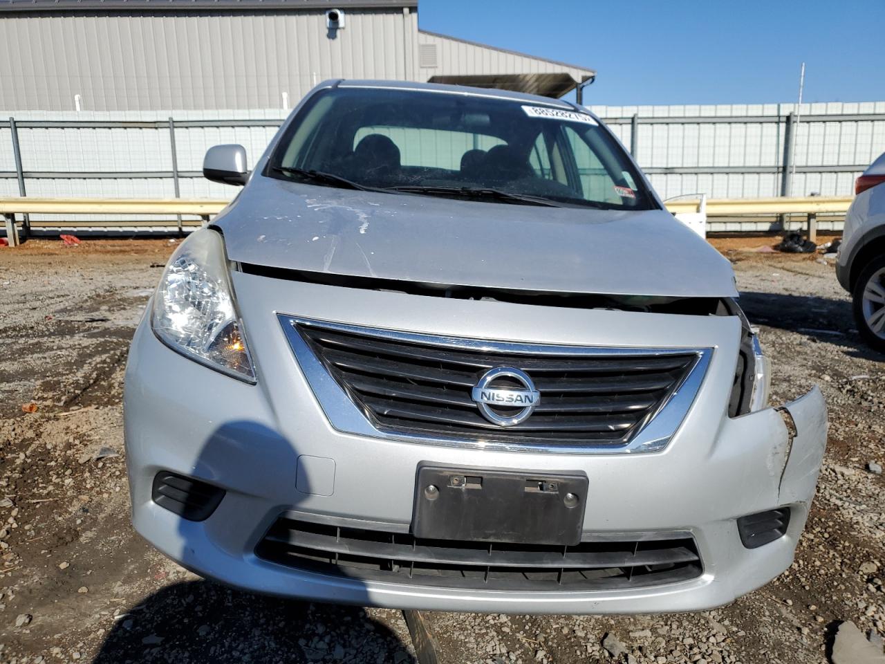 2014 Nissan Versa - Image 5