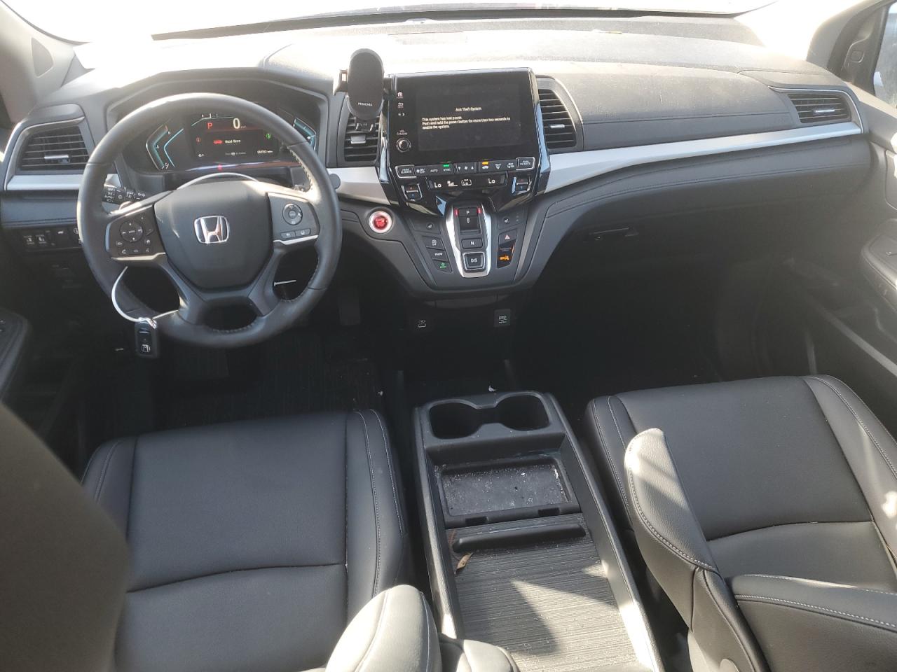 2024 Honda Odyssey - Image 8