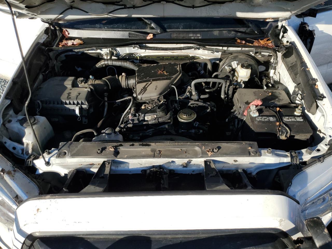 2020 Toyota Tacoma - Image 11