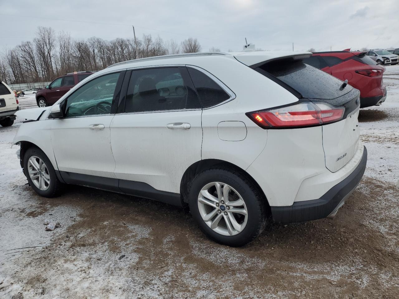 2019 Ford Edge - Image 2