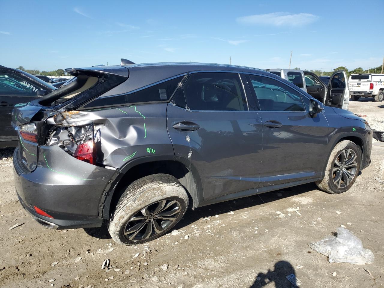 2021 Lexus RX - Image 3
