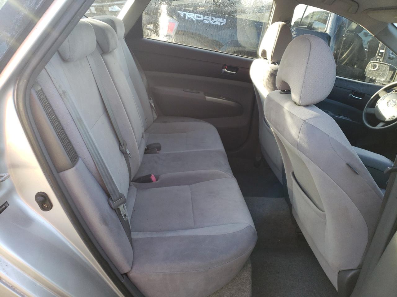 2004 Toyota Prius - Image 10