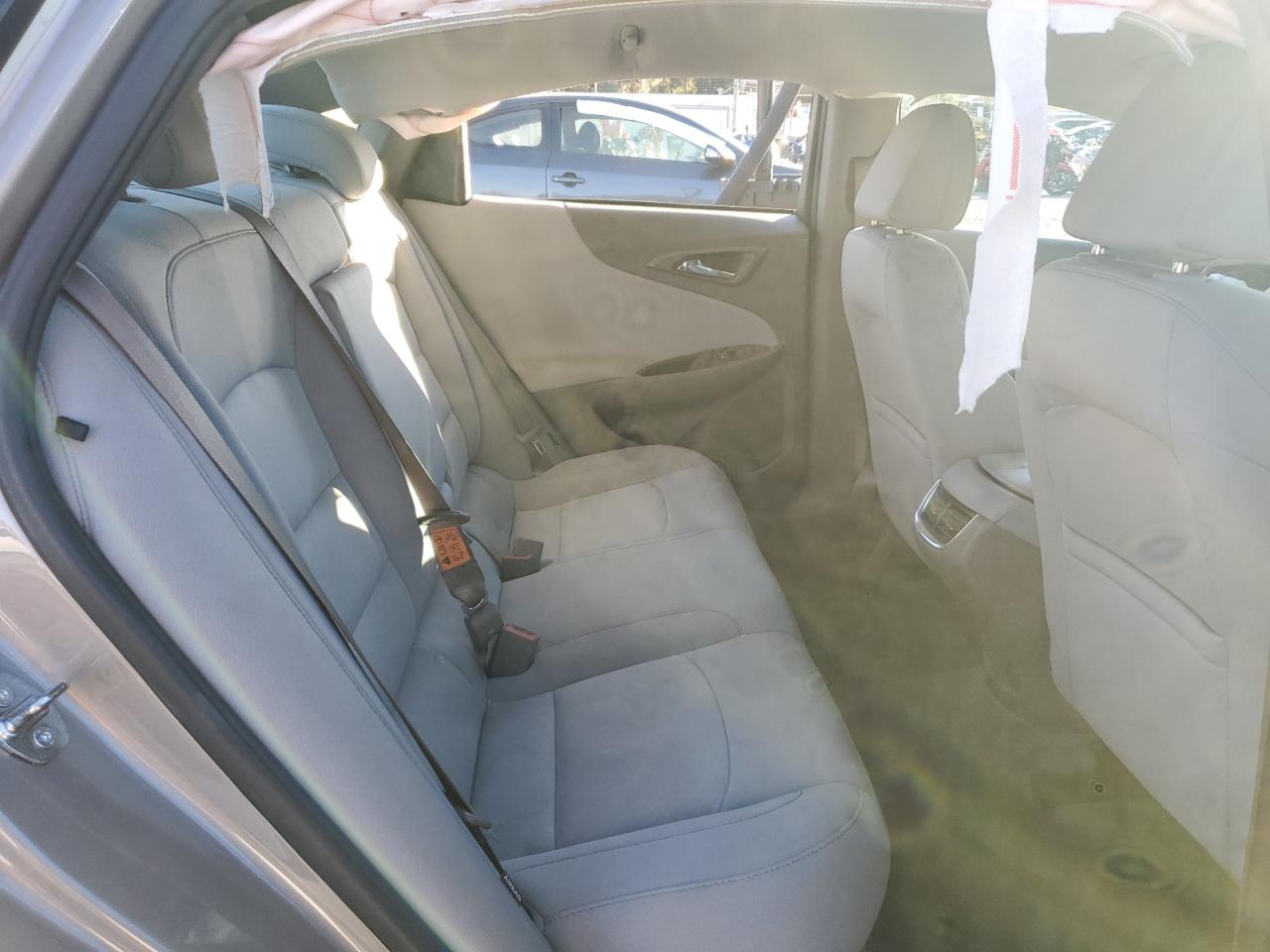 2022 Chevrolet Malibu - Image 10