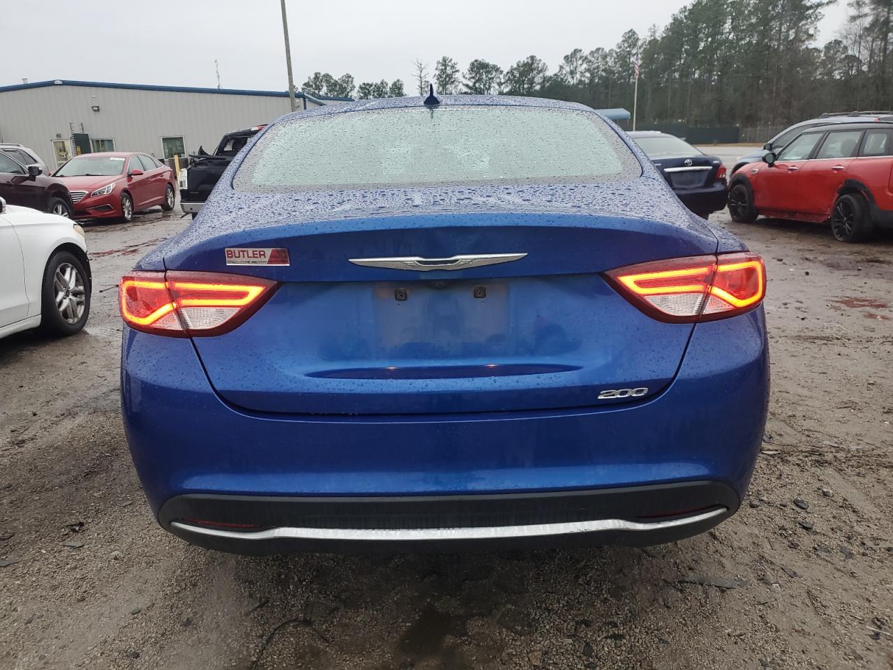 2017 Chrysler 200 - Image 6