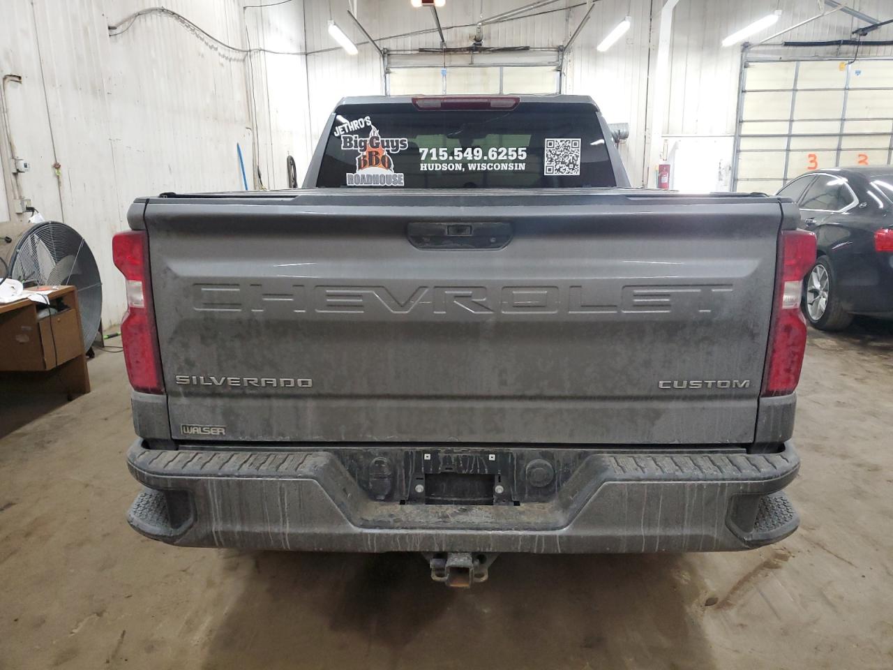 2022 Chevrolet Silverado - Image 6