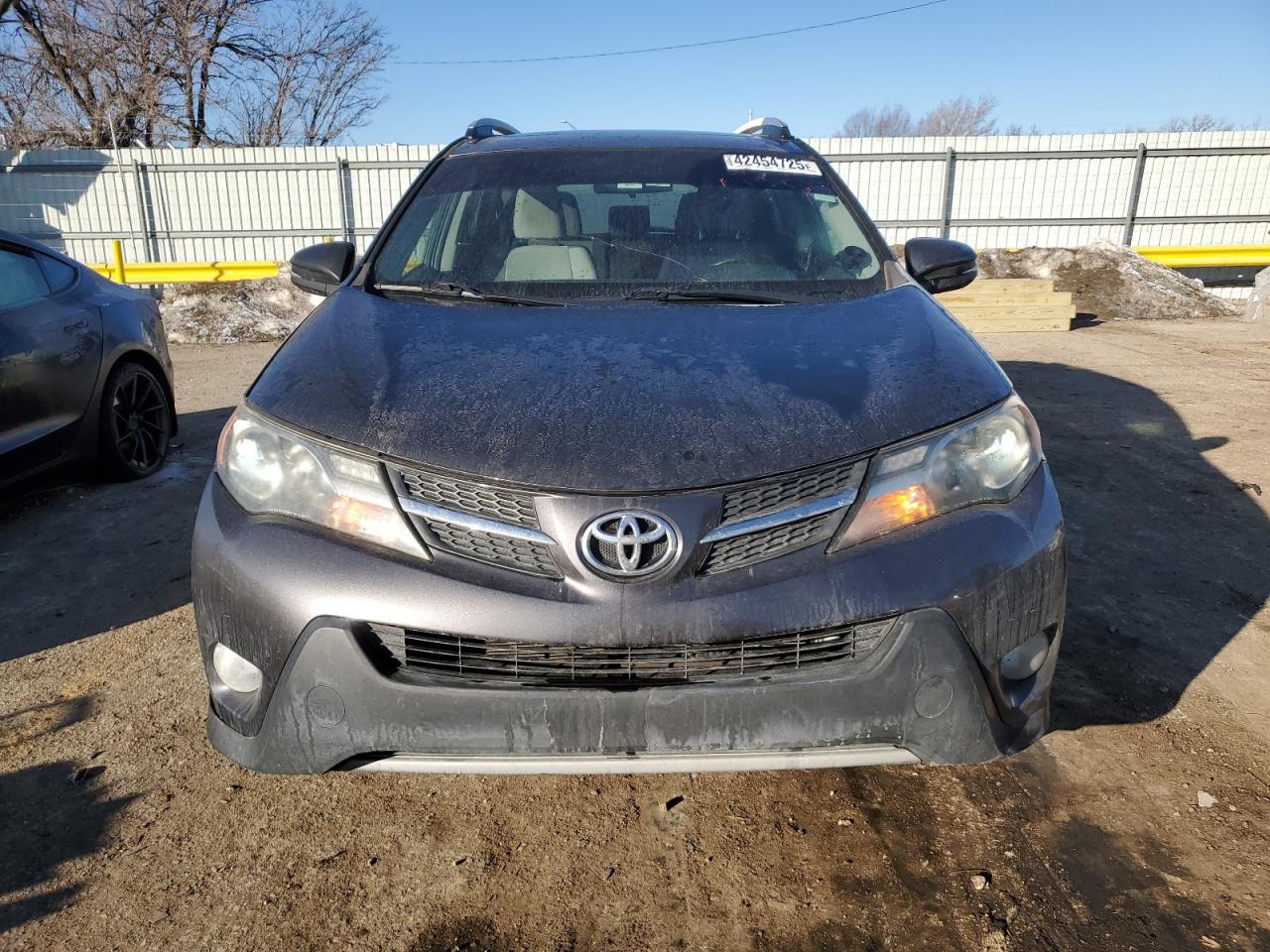 2014 Toyota RAV 4 - Image 5