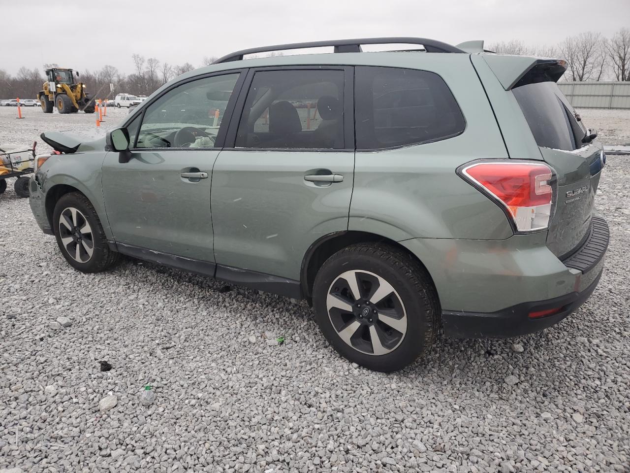 VIN JF2SJAGC3HH435749 2017 SUBARU FORESTER no.2