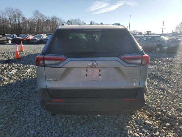  TOYOTA RAV4 2019 Серебристый