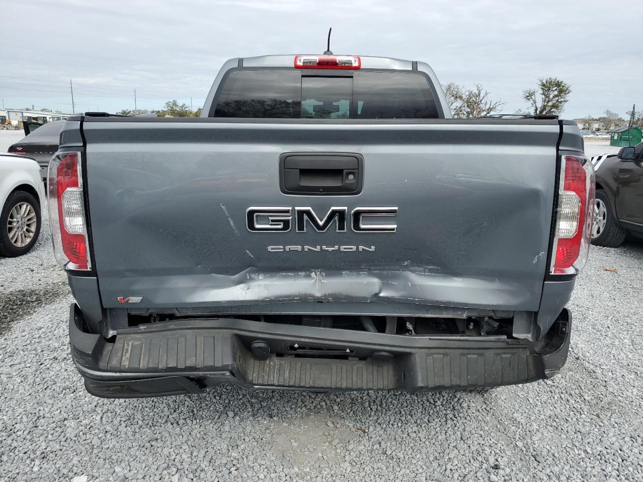 2022 GMC Canyon - Image 6