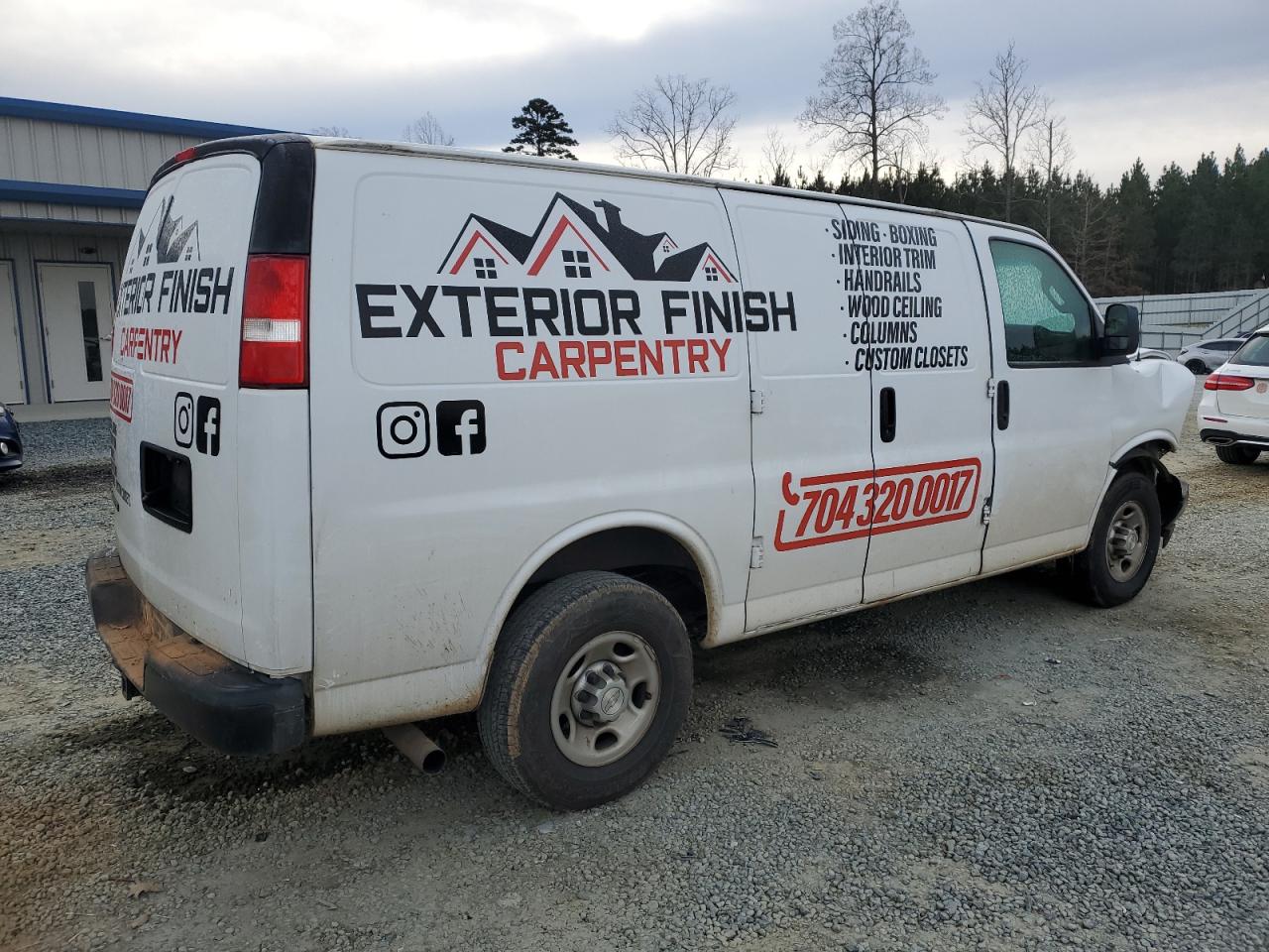 2018 Chevrolet Express - Image 3