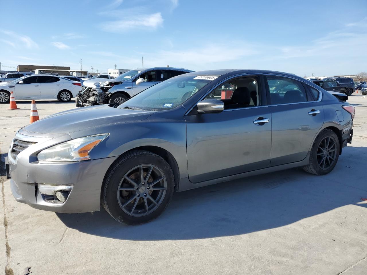 2015 Nissan Altima - Image 1