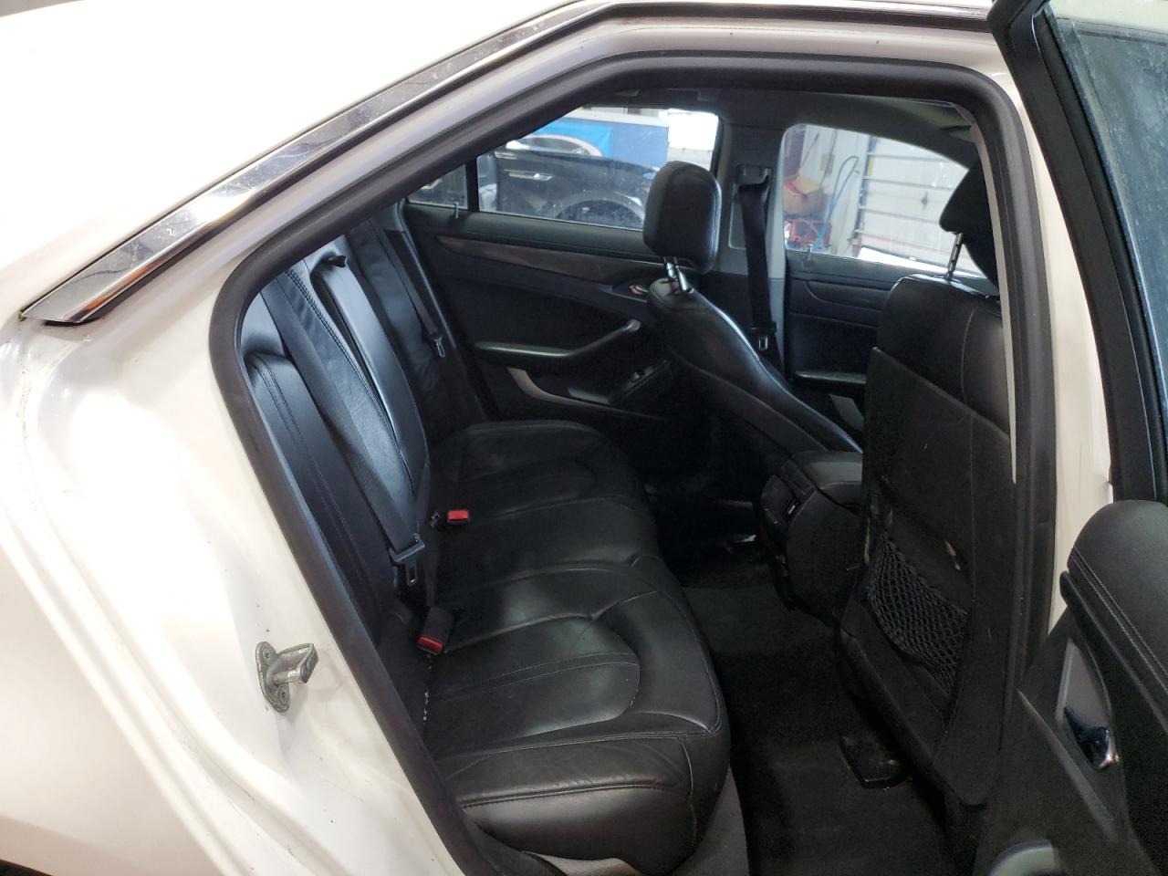 2010 Cadillac CTS - Image 10