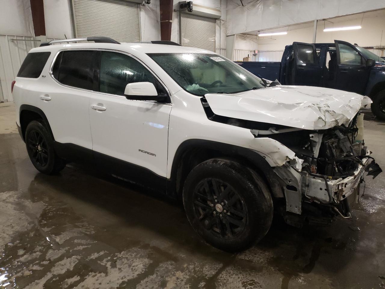2018 GMC Acadia - Image 4