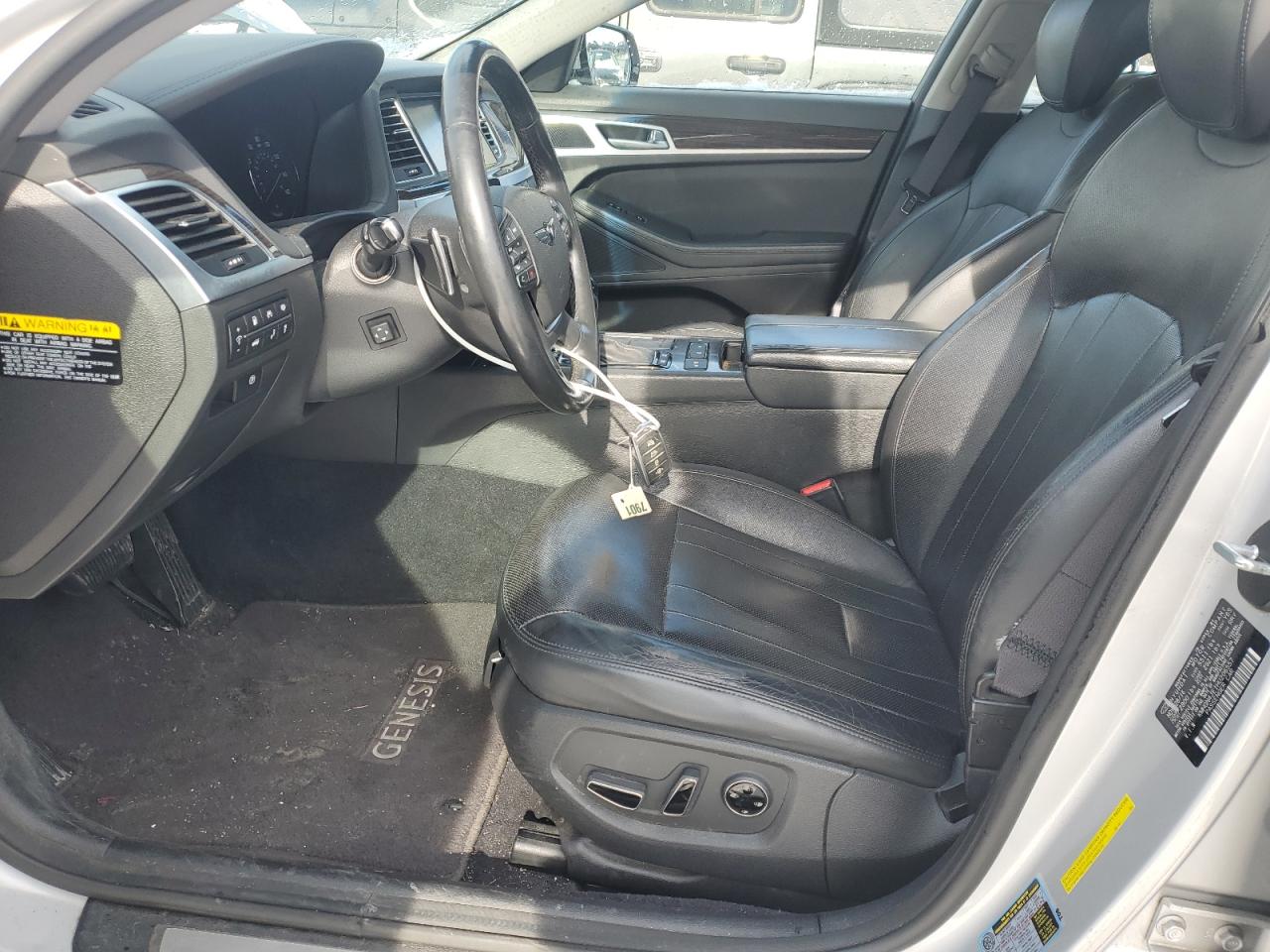 2017 Genesis G80 - Image 7