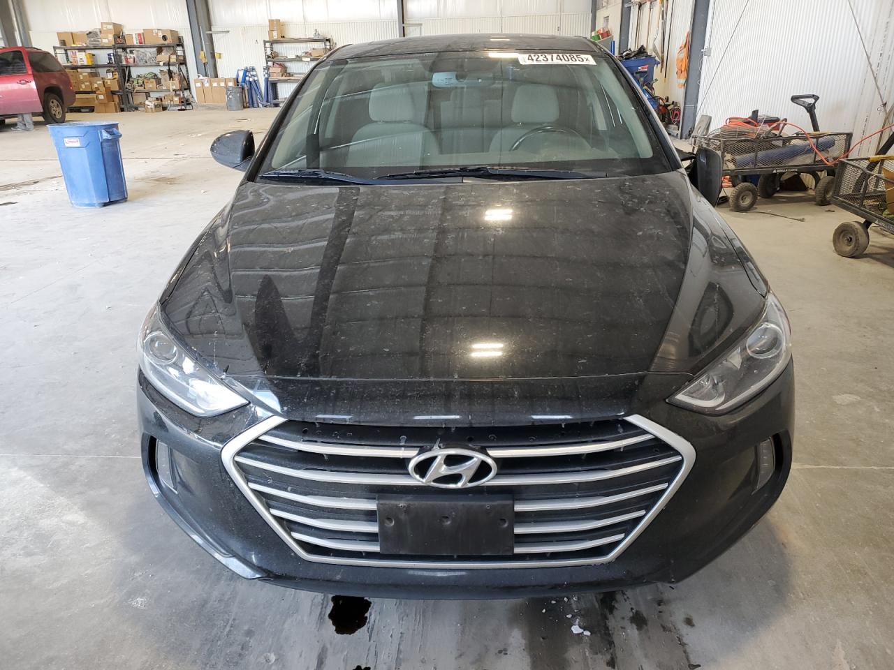 2018 Hyundai Elantra - Image 5