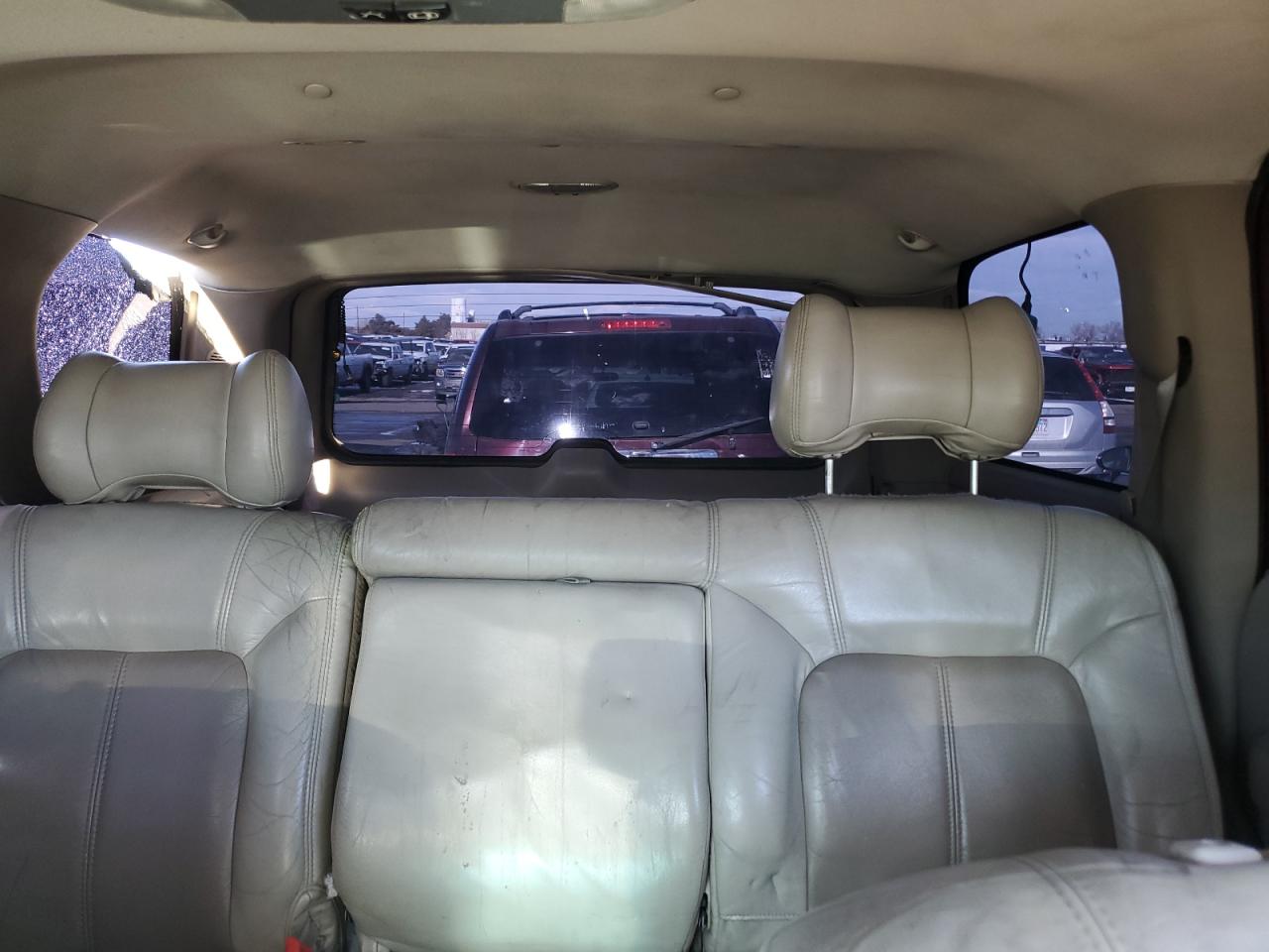 2001 GMC Yukon - Image 10
