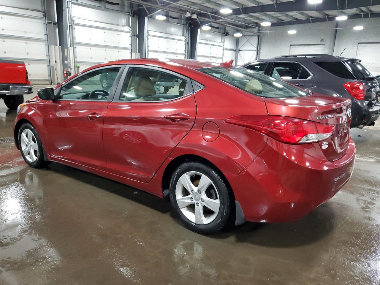 2013 Hyundai Elantra - Image 2