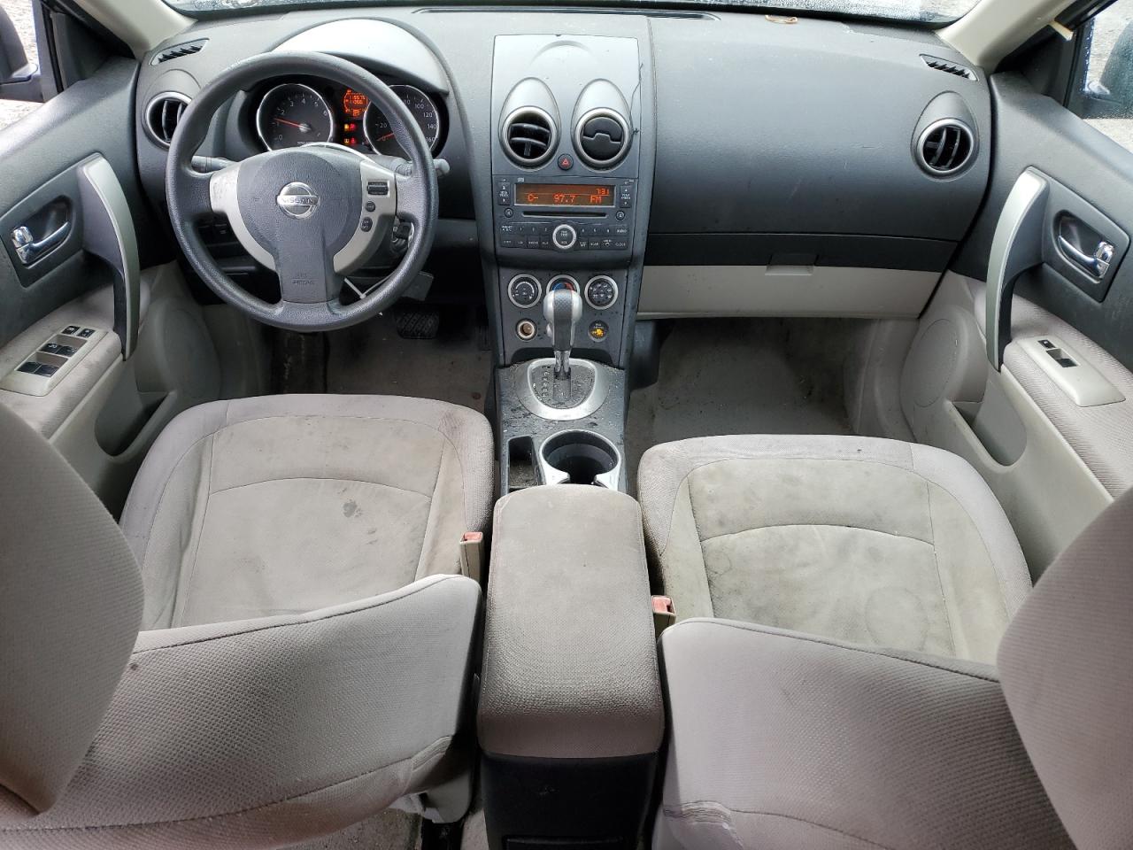 2010 Nissan Rogue - Image 8