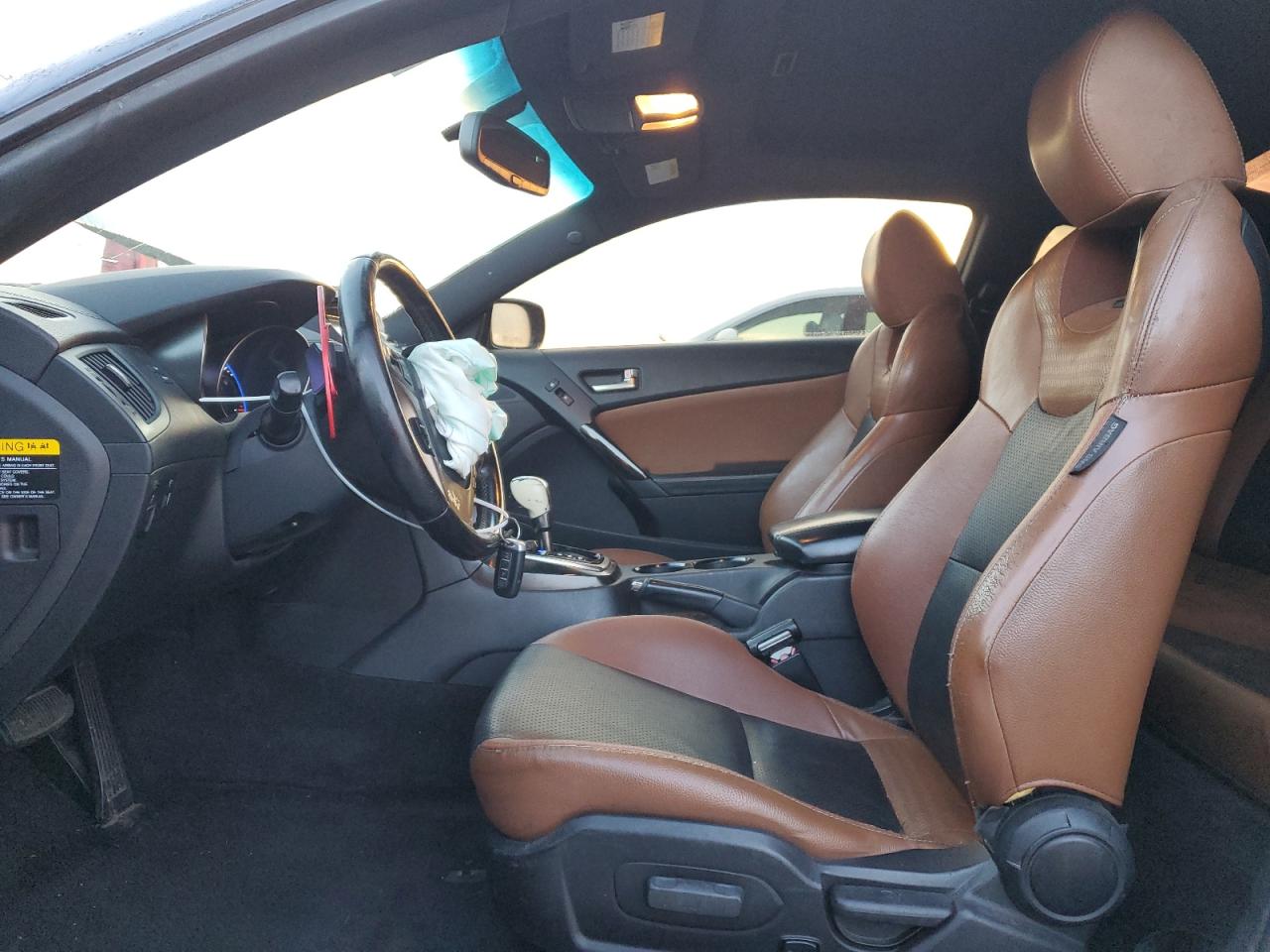 2013 Hyundai Genesis - Image 7