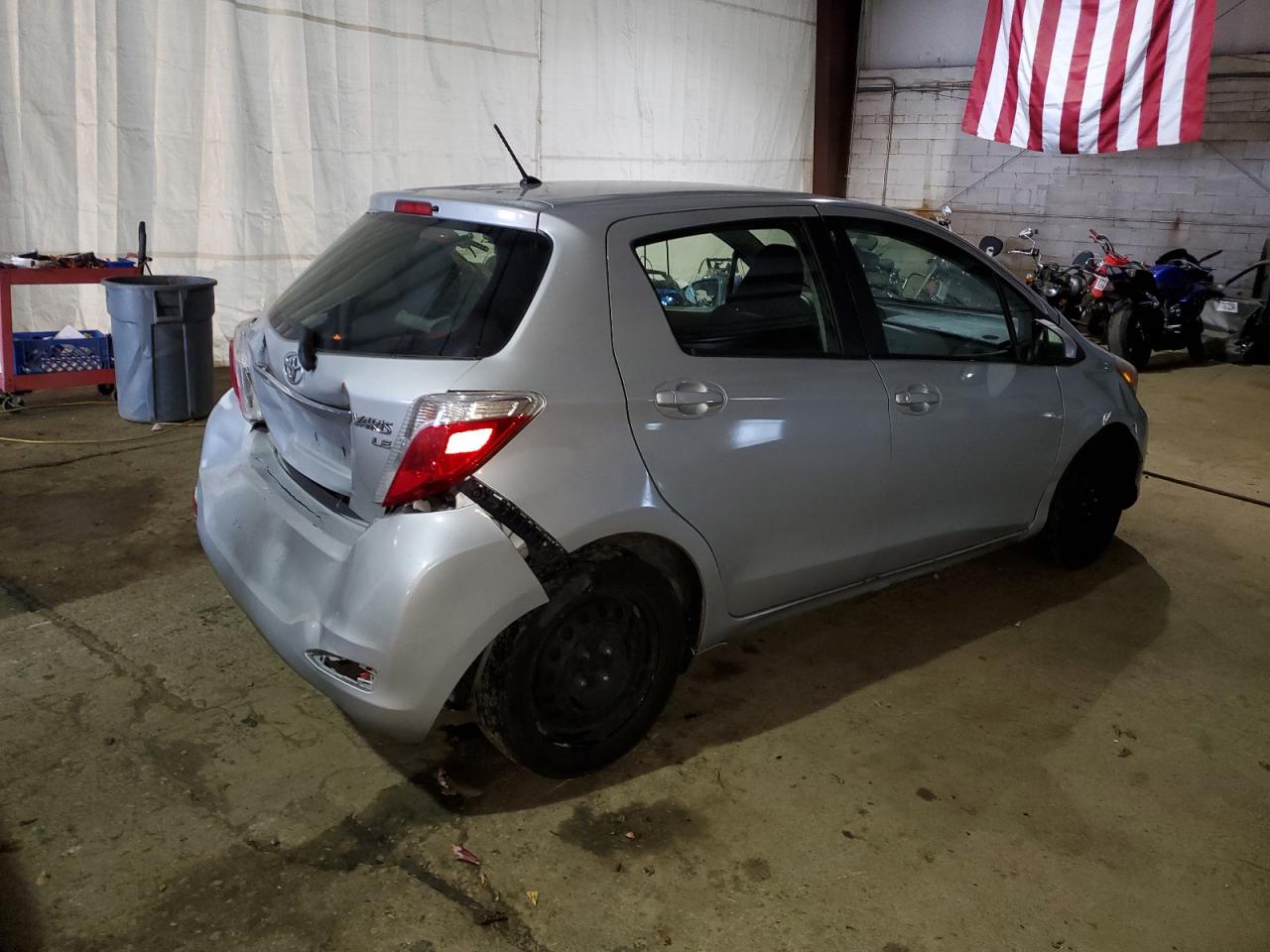 VIN JTDKTUD3XED578232 2014 TOYOTA YARIS no.3