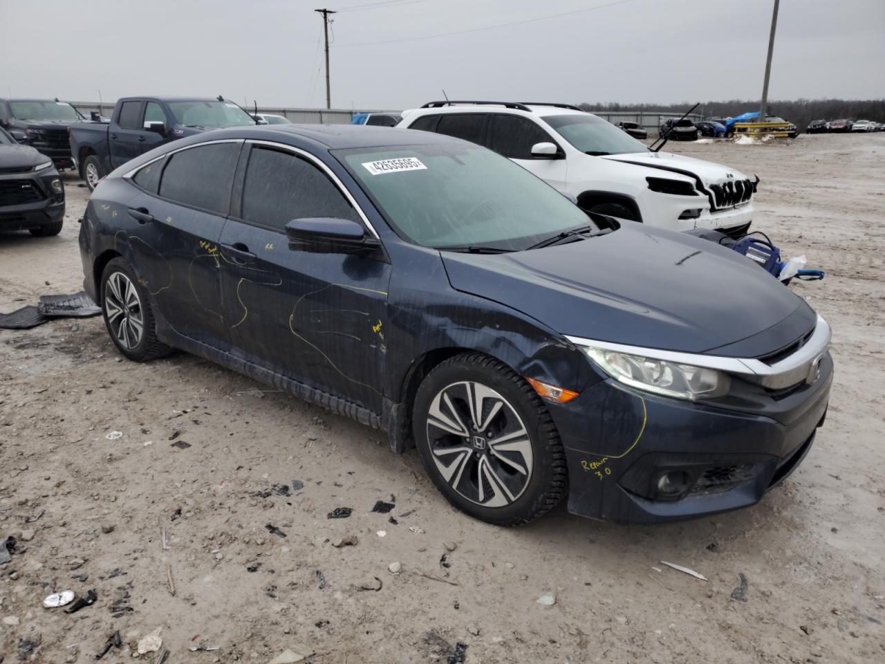 2017 Honda Civic - Image 4