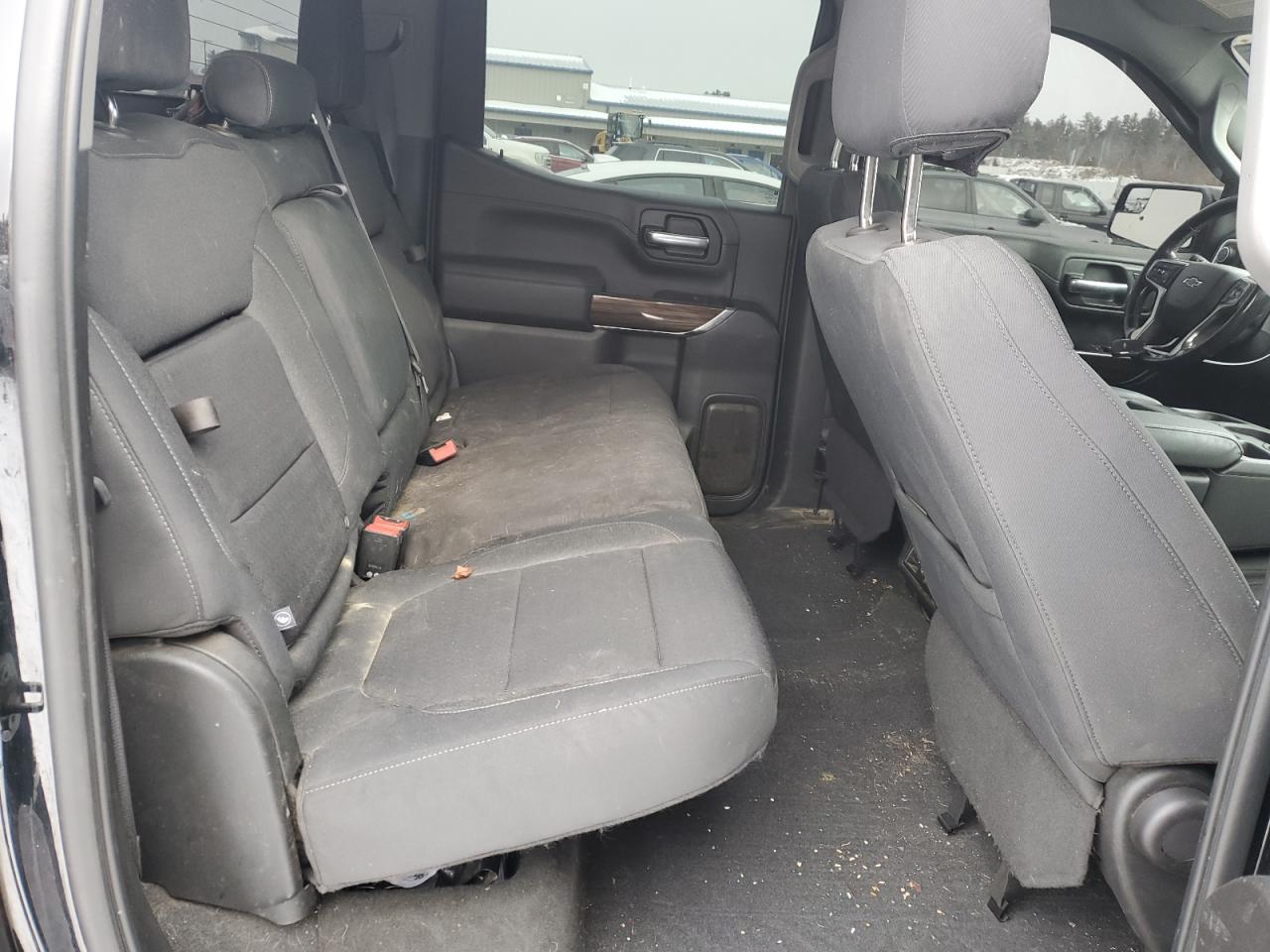 2020 Chevrolet Silverado - Image 10