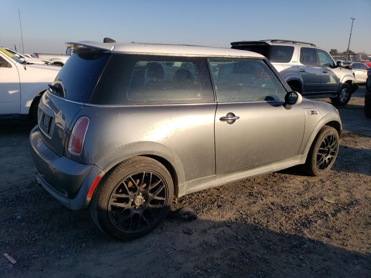 2006 MINI Cooper - Image 3