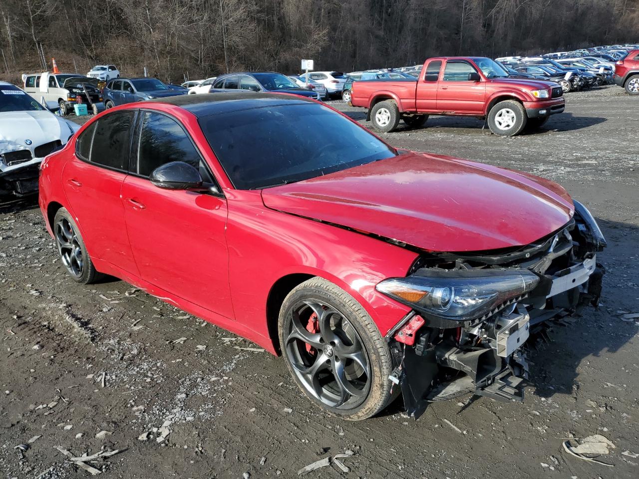 2021 Alfa Romeo Giulia - Image 4