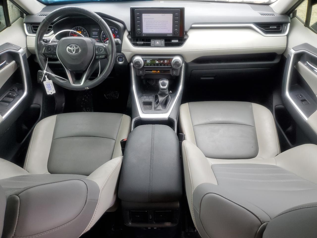 2020 Toyota RAV 4 - Image 8