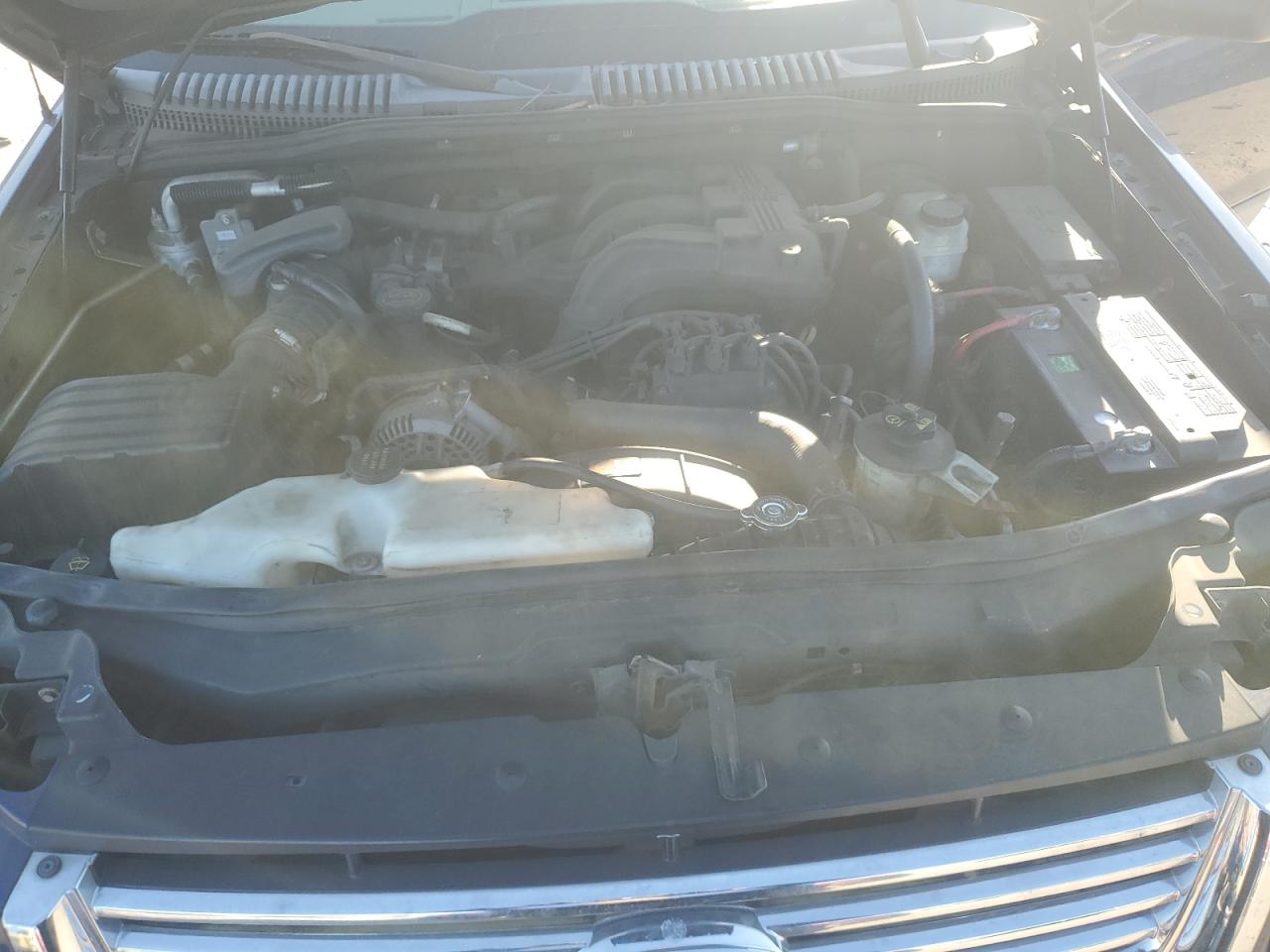 2006 Ford Explorer - Image 12