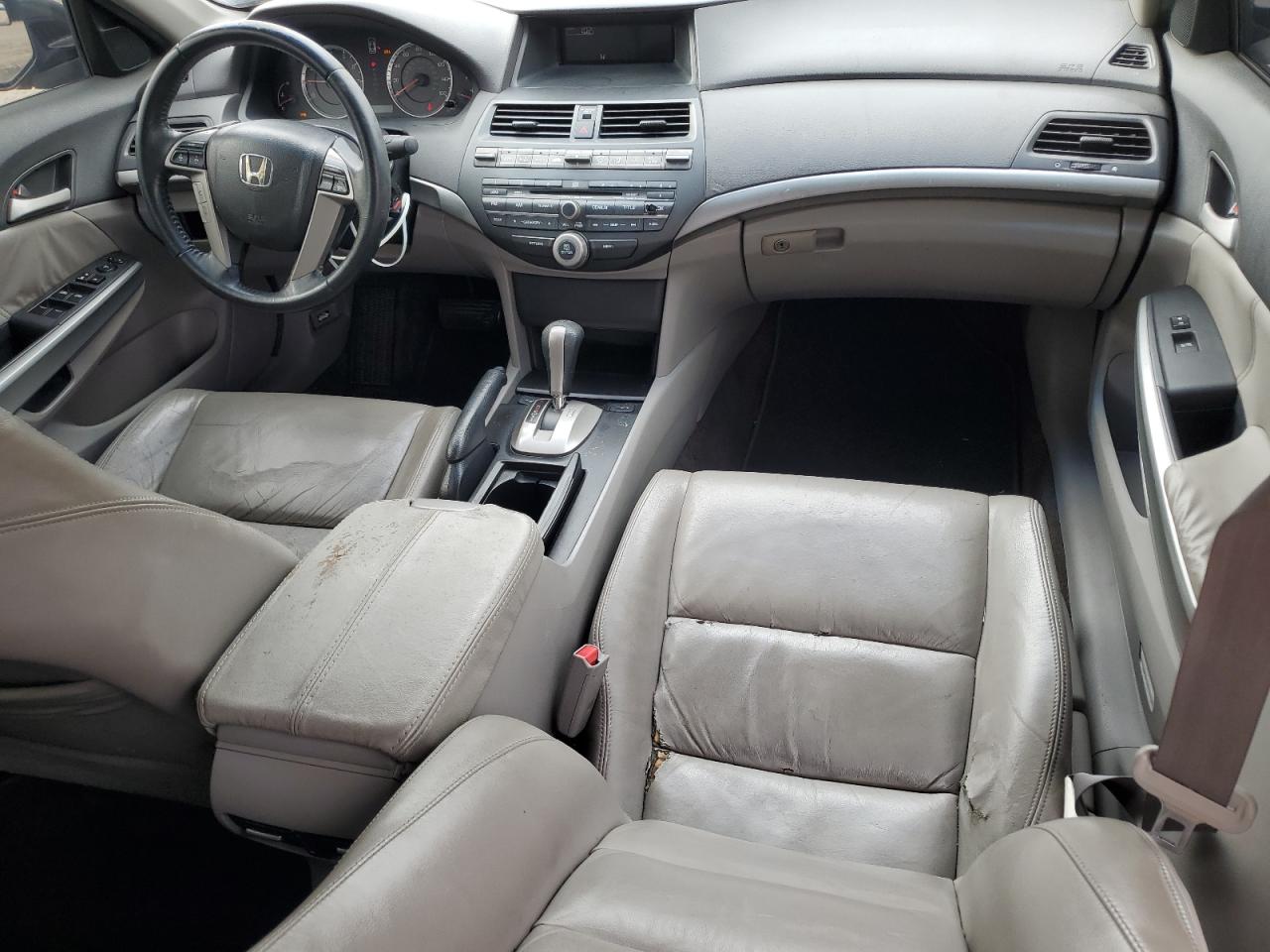 2010 Honda Accord - Image 8
