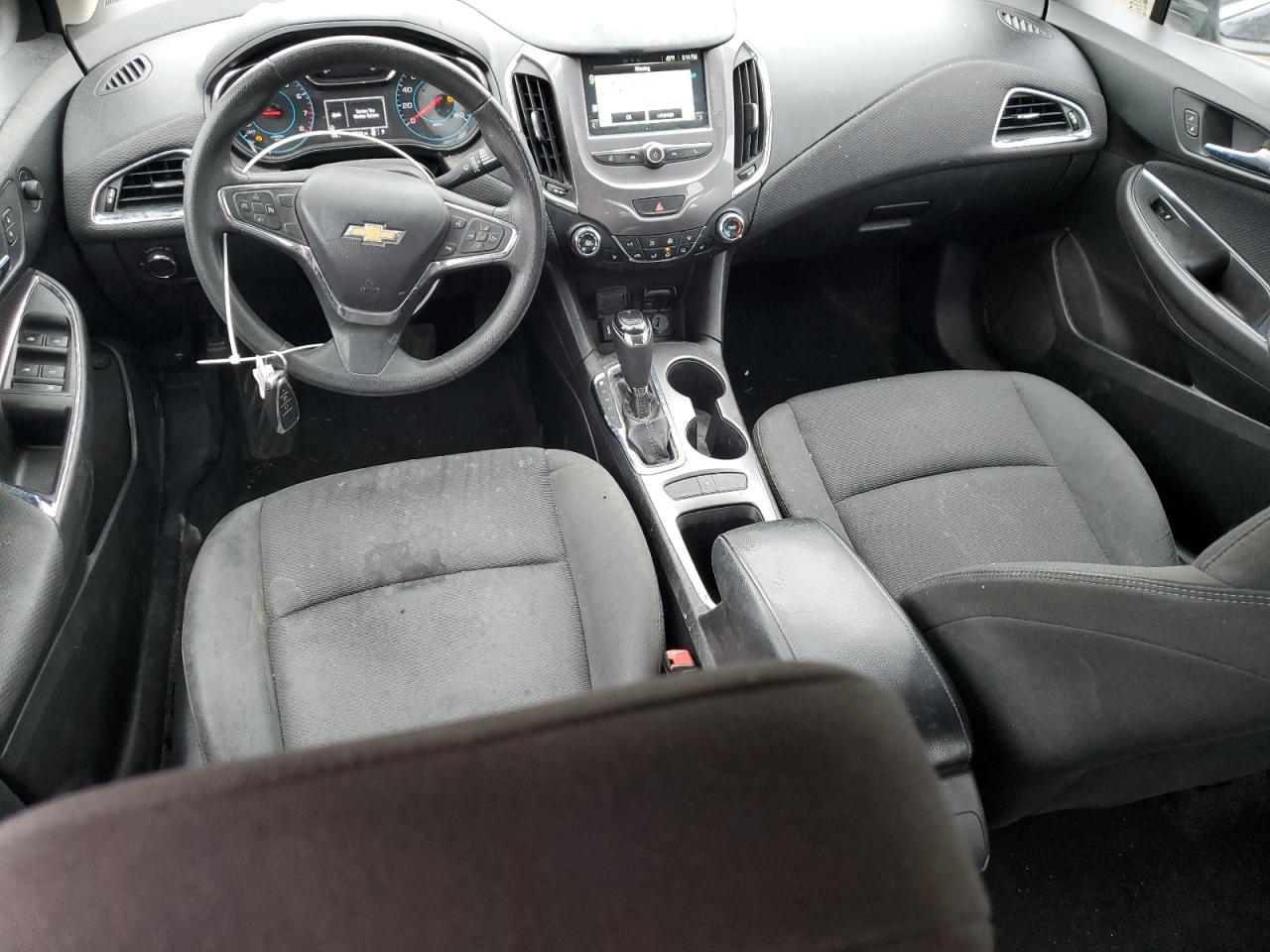2016 Chevrolet Cruze - Image 8