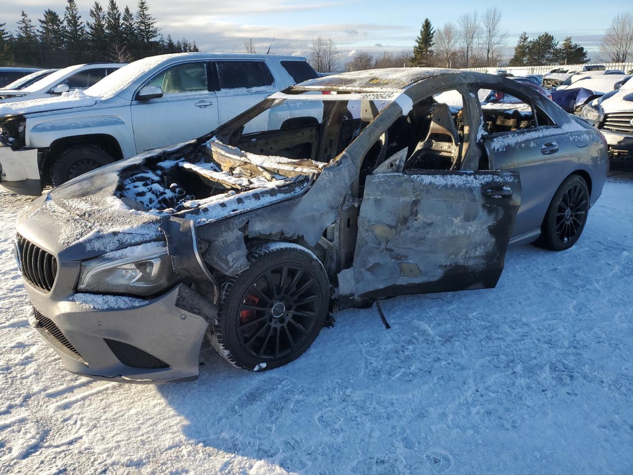 2015 Mercedes-Benz Cla 250 4Matic de vânzare în Bowmanville, ON - Burn