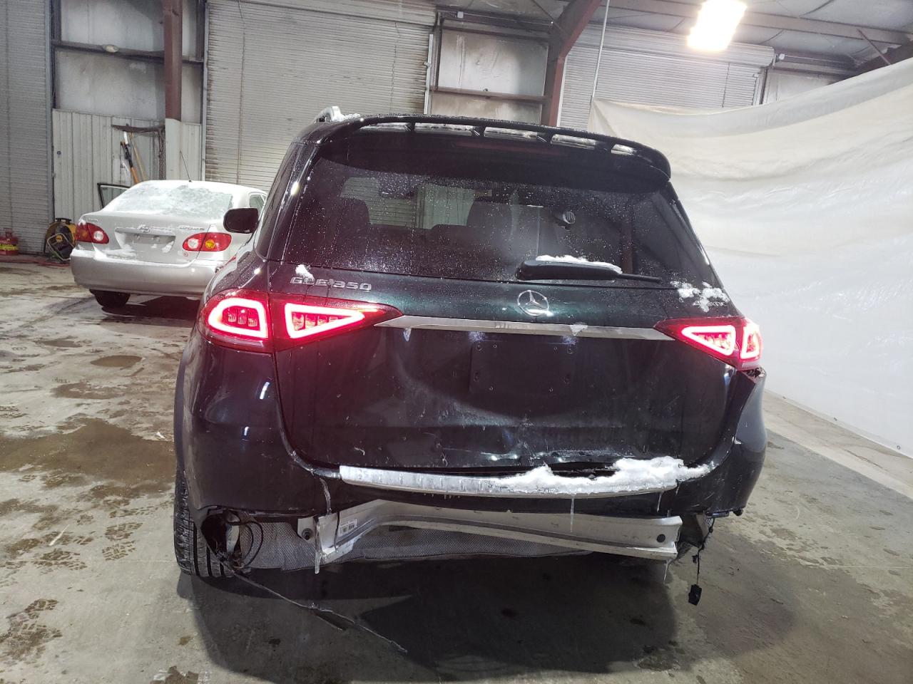 2021 Mercedes-Benz GLE - Image 6