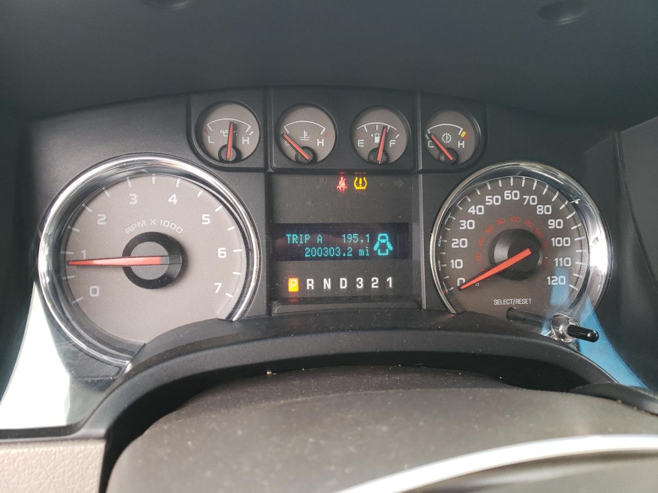 2010 Ford F-150 - Image 9