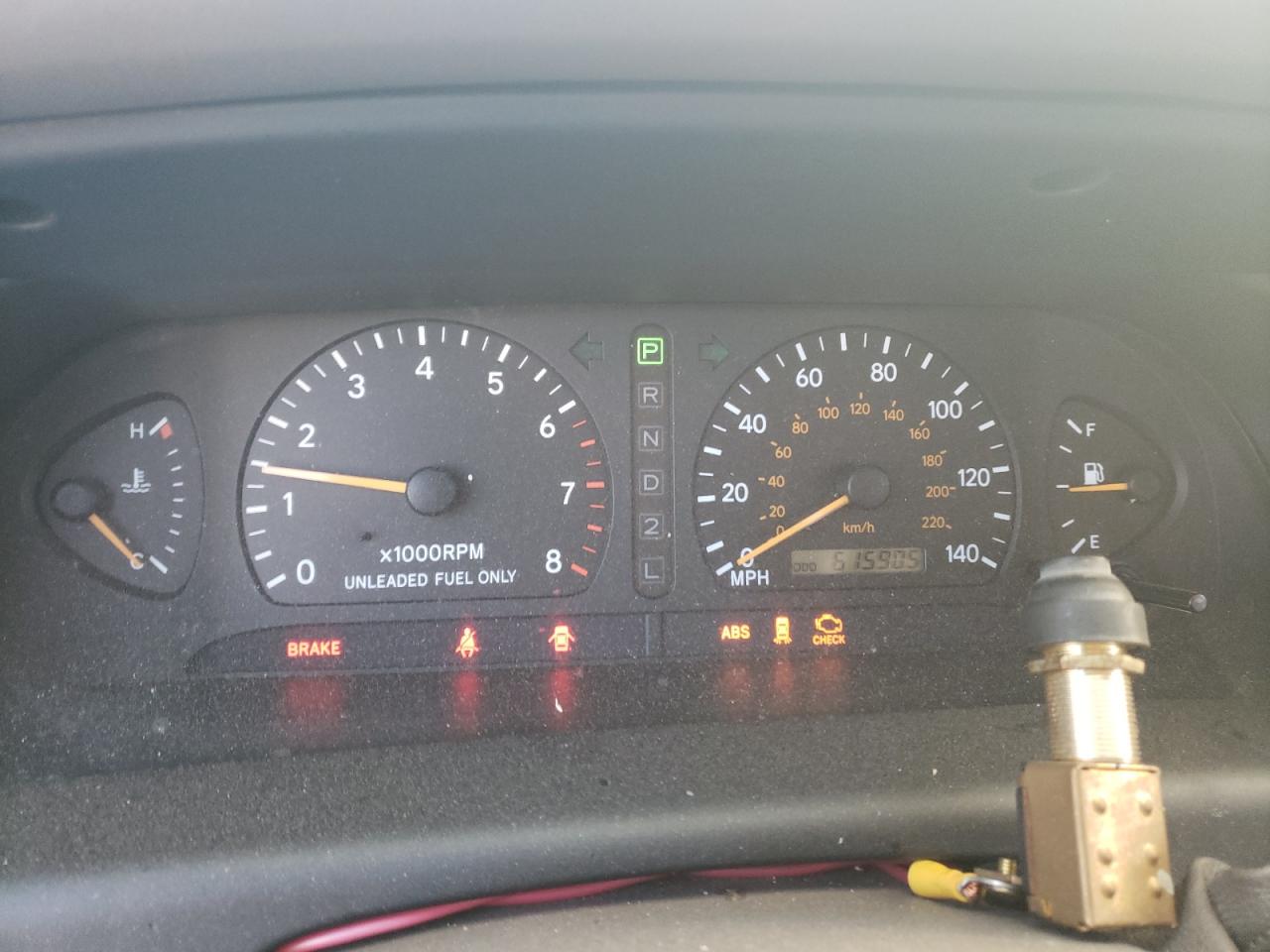1999 Toyota Avalon - Image 9