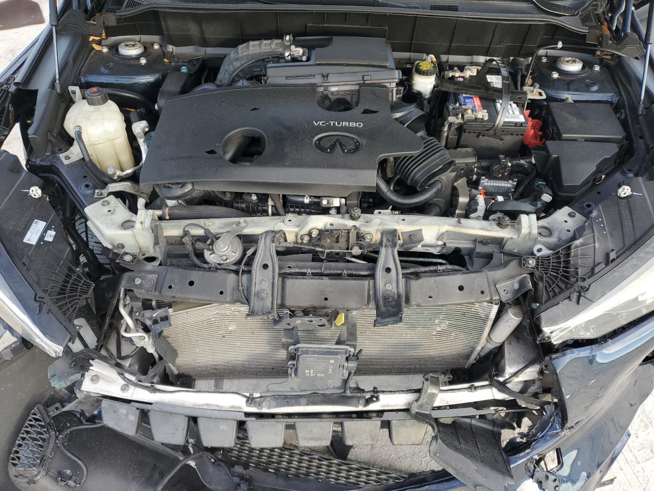 2019 Infiniti QX50 - Image 13