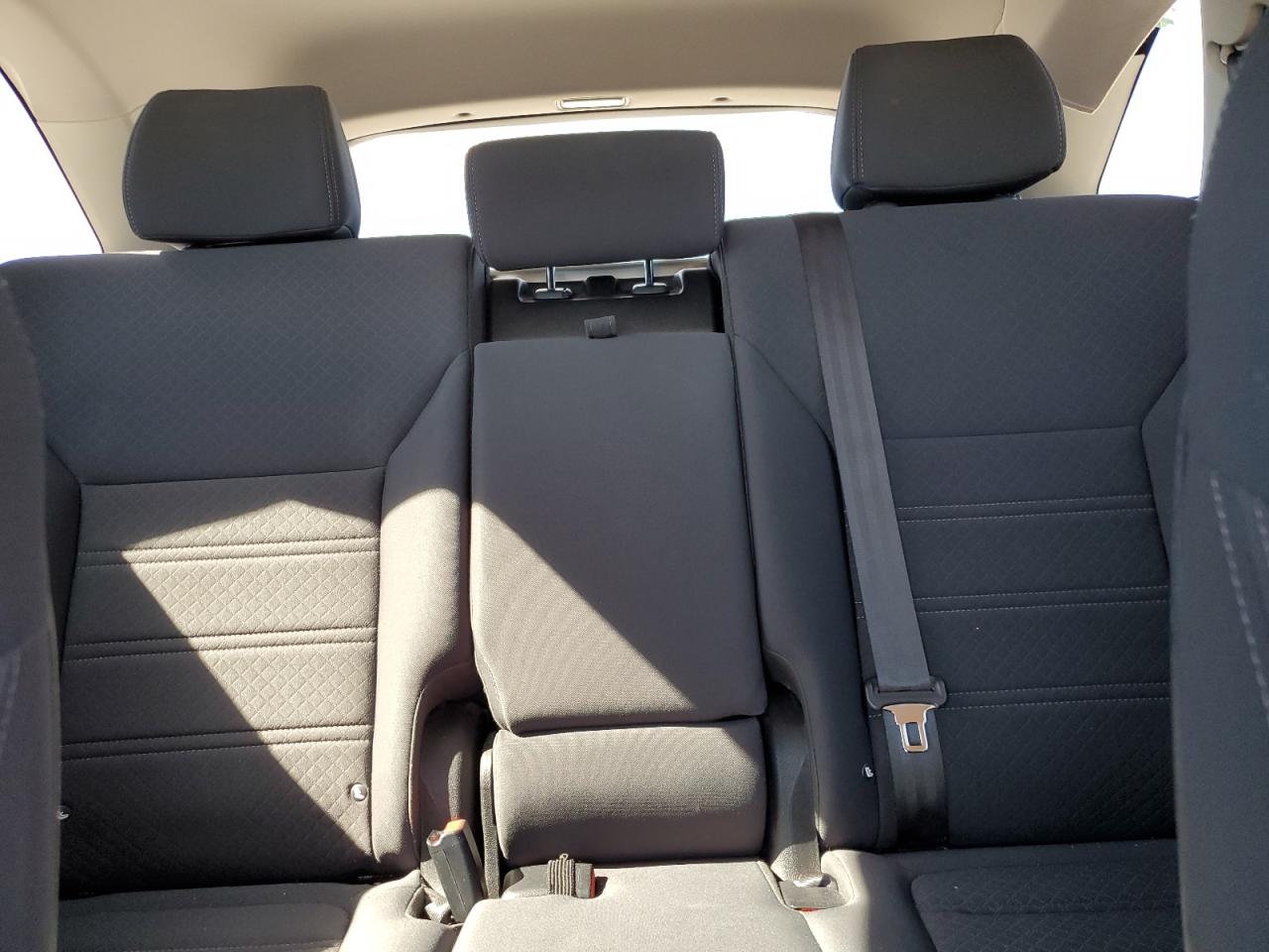 2016 Kia Sorento - Image 10