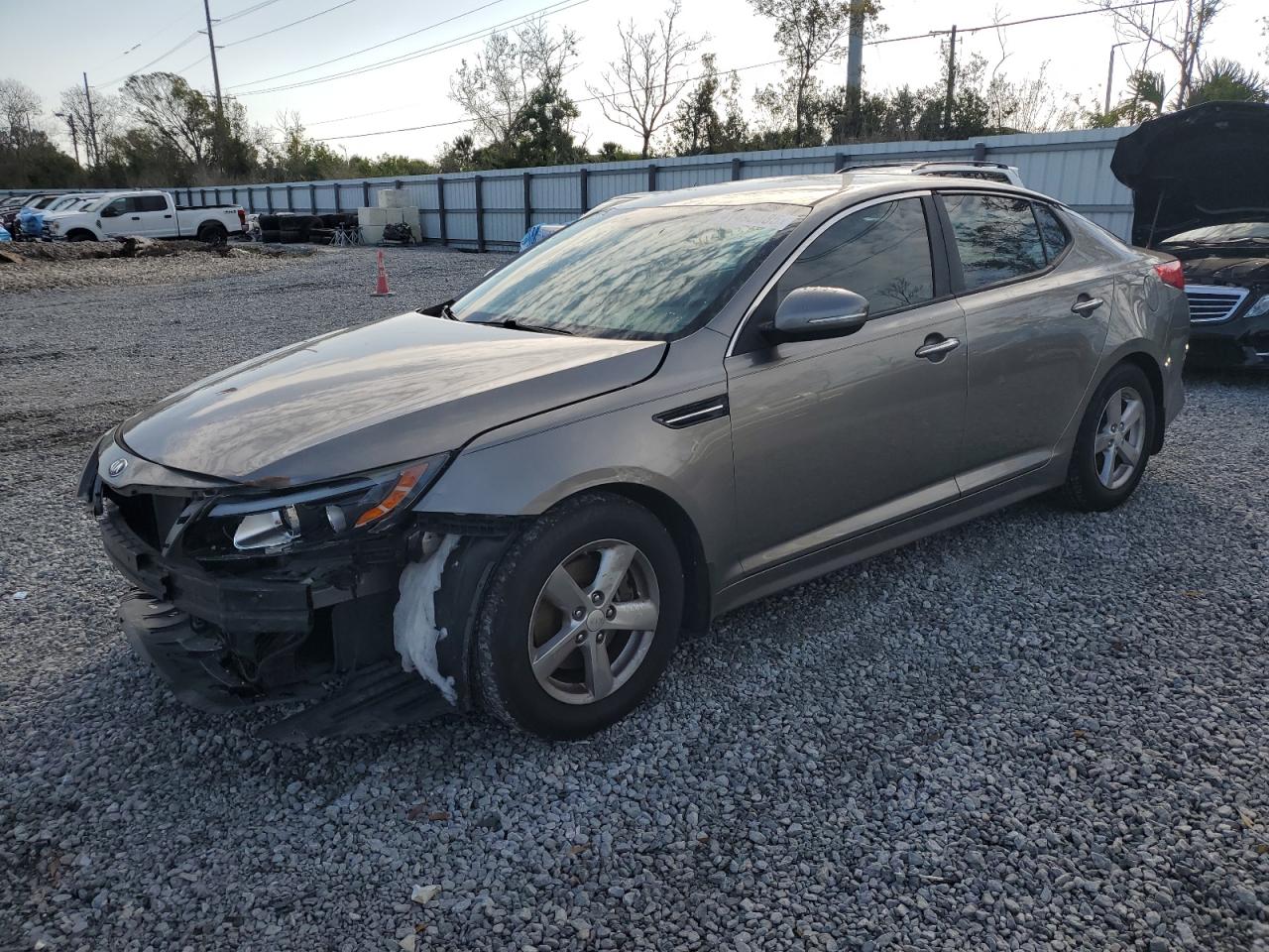 VIN 5XXGM4A71FG384996 2015 KIA OPTIMA no.1