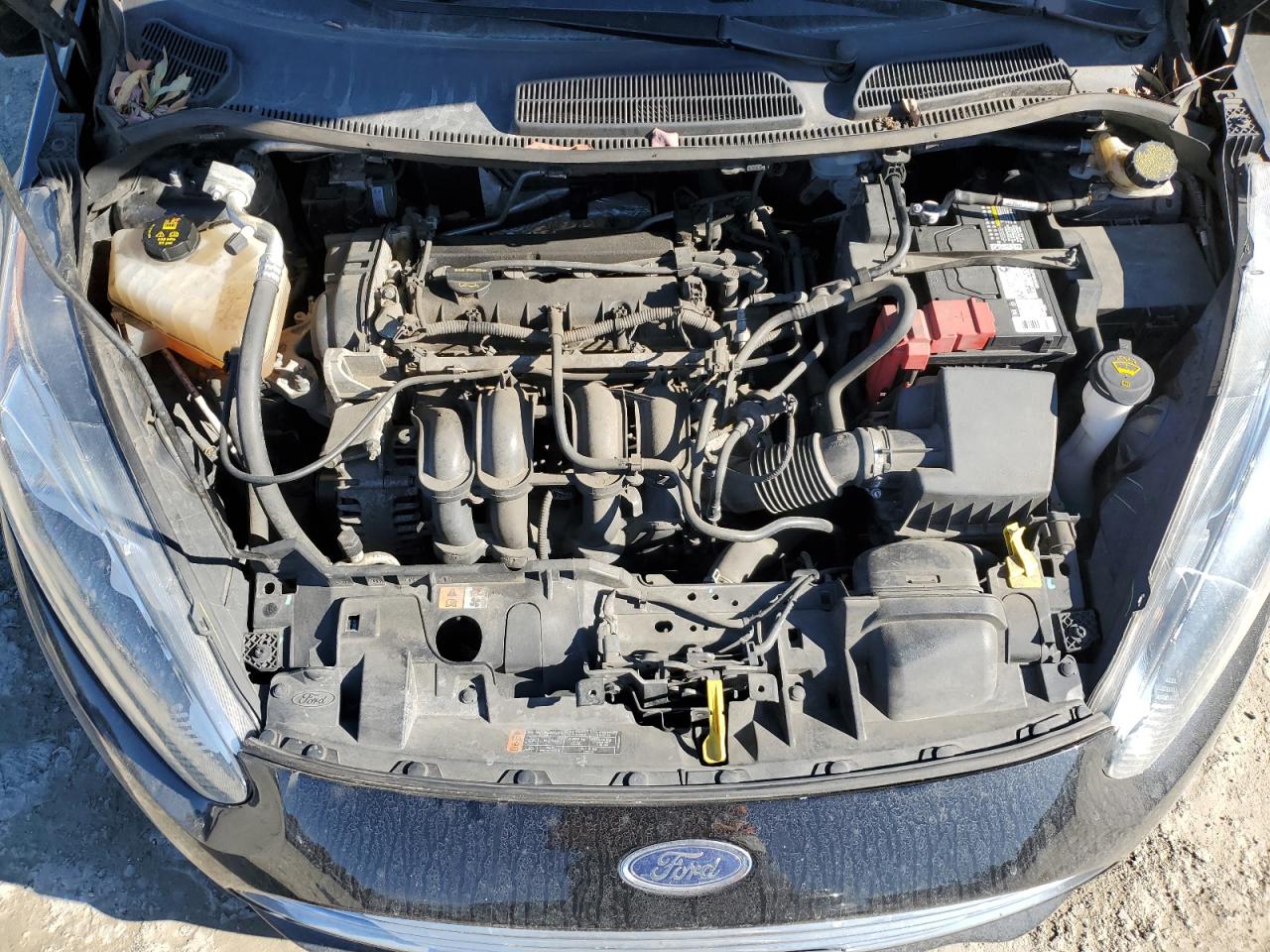 2015 Ford Fiesta - Image 11