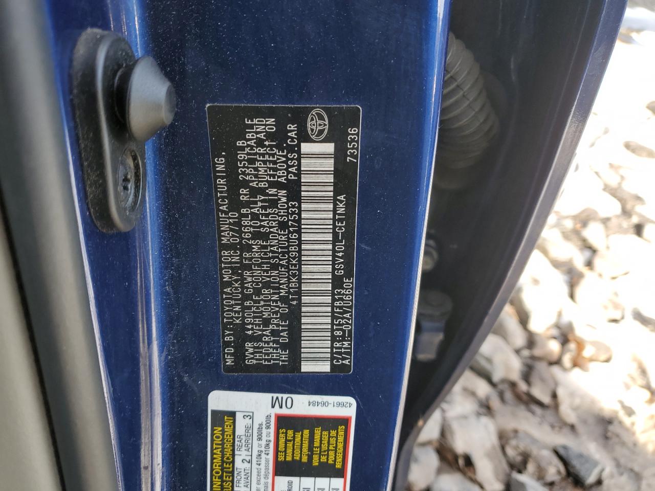2011 Toyota Camry - Image 13