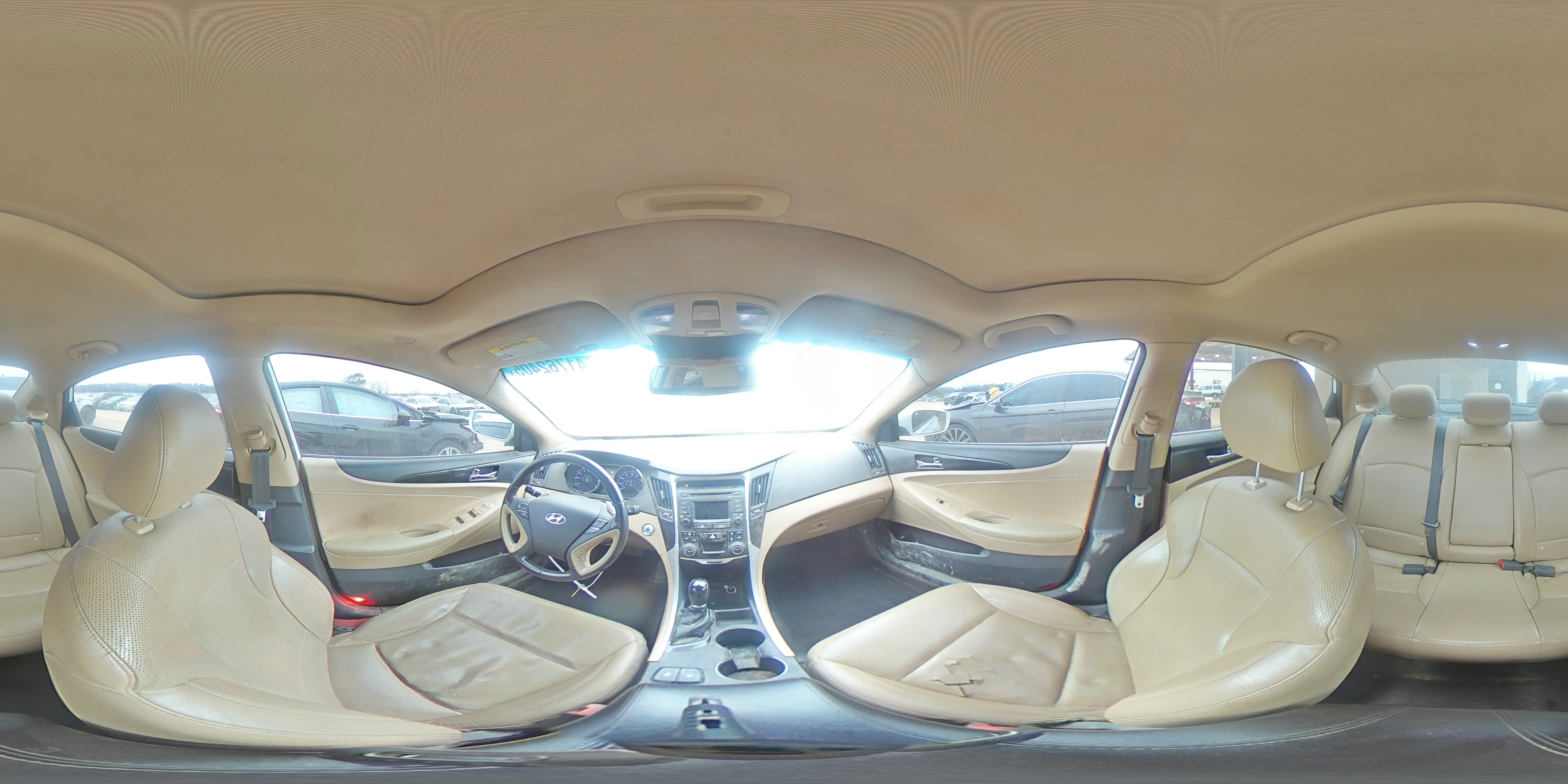 2014 Hyundai Sonata - Image 13