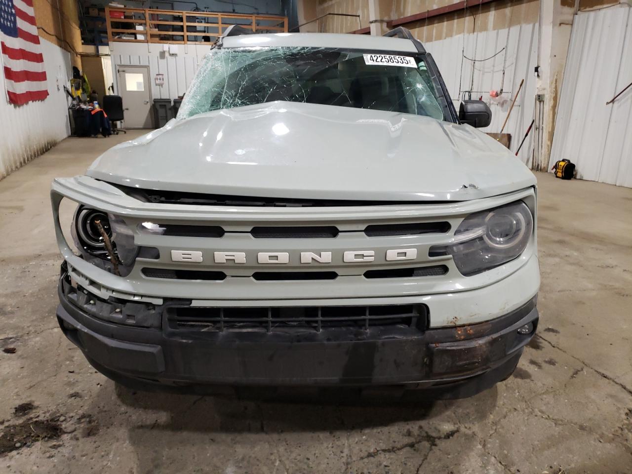2021 Ford Bronco - Image 5