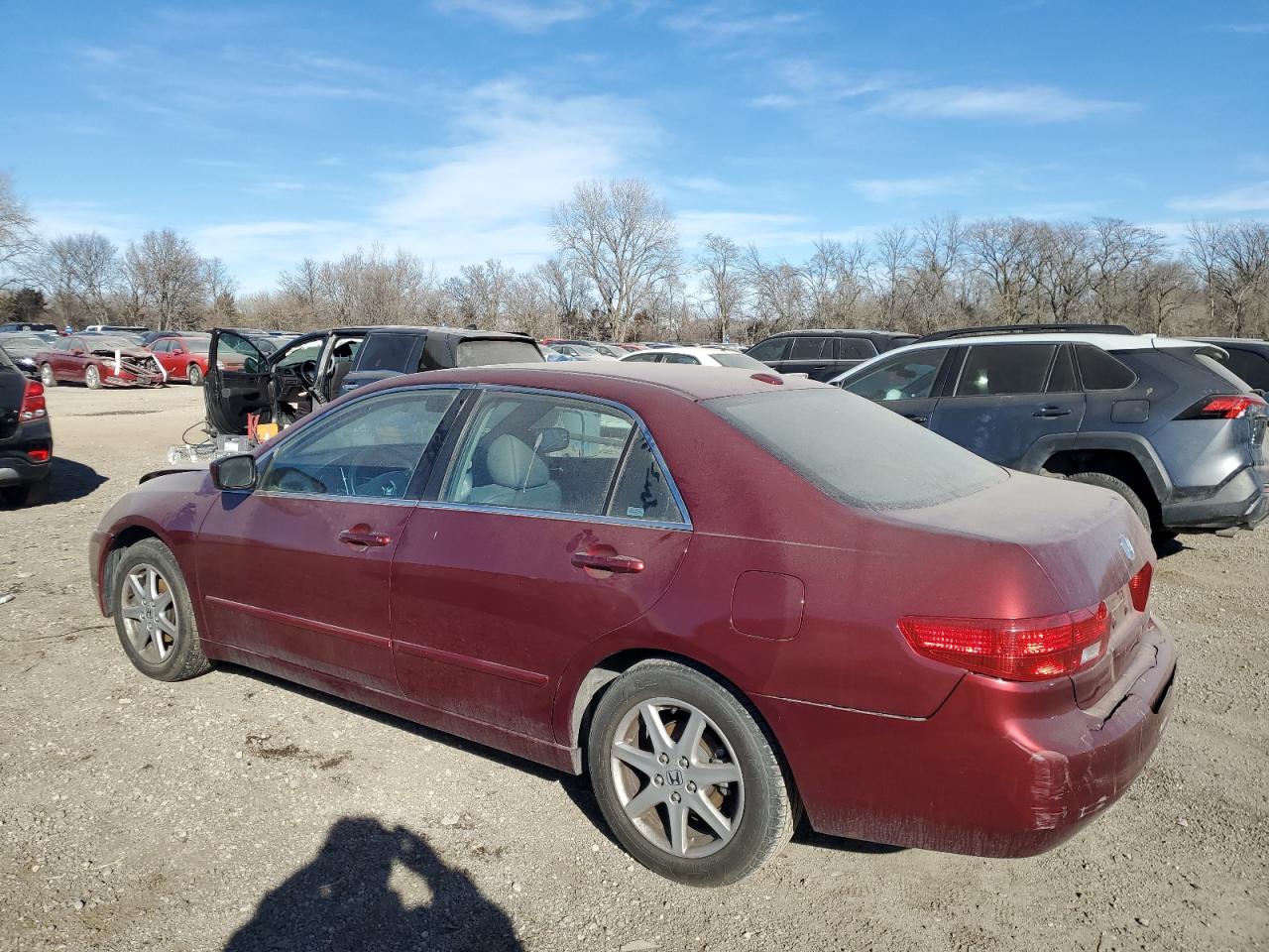 2005 Honda Accord - Image 2
