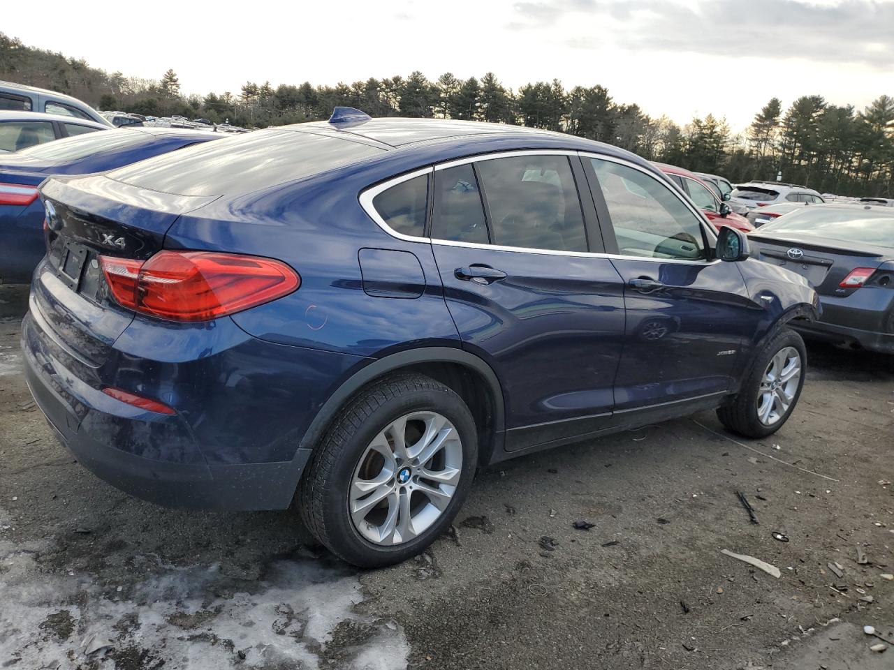 2015 BMW X4 - Image 3