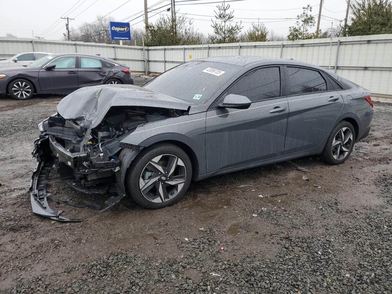2023 Hyundai Elantra - Image 1
