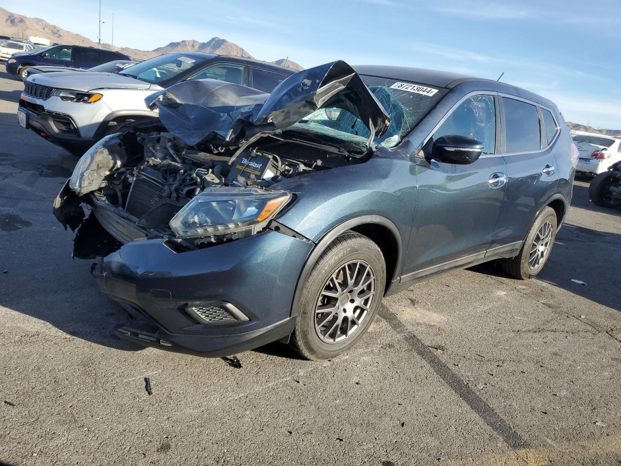 2015 Nissan Rogue - Image 1