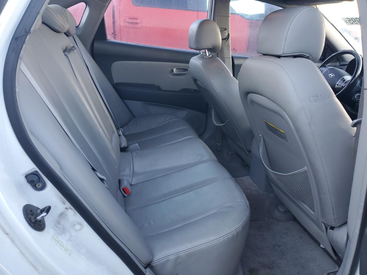 2007 Hyundai Elantra - Image 10