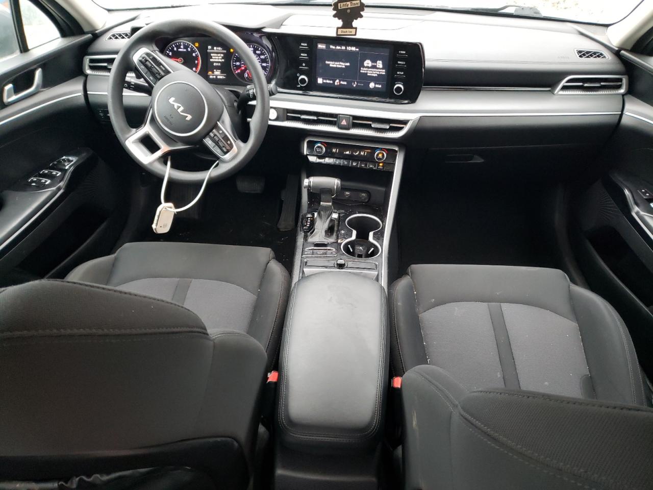 2022 Kia K5 - Image 8